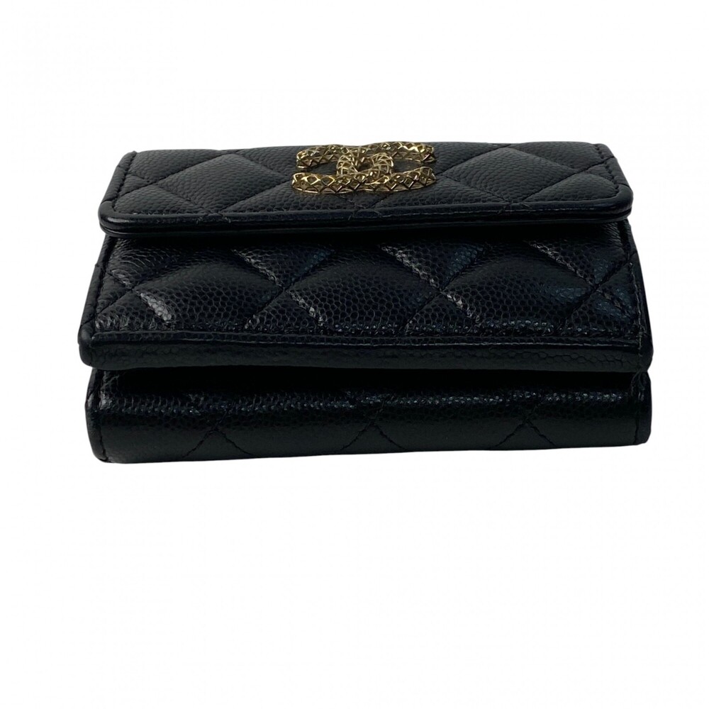 CHANEL Black Caviar Leather Logo Wallet - Picture 5 of 16